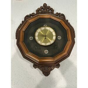 Vintage 8 Days Wind Up Polygon Shape Wall Clock